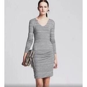 Banana Republic Gray Stretch Side Ruched Dress Sz. Small